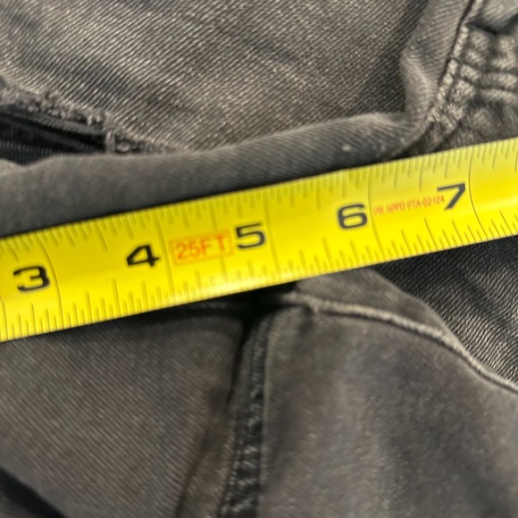 American Eagle Outfitters High Rise Baggy Shorts Womens Size 10 Black Distressed - Picture 9 of 10